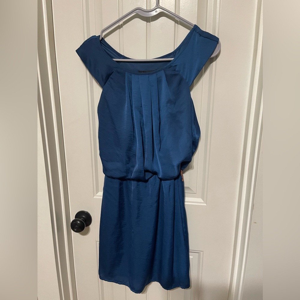 City Triangles Dress Women’s Size Small Short Sleeve Back Tie Formal Short